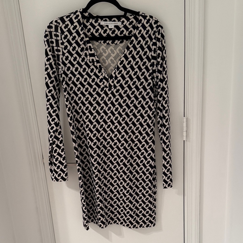 Diane Von Furstenberg Reina Long Sleeve Jersey Silk Shift Dress